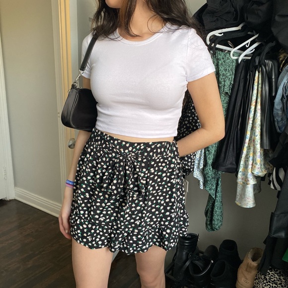 Zara skort!! - Picture 3 of 3